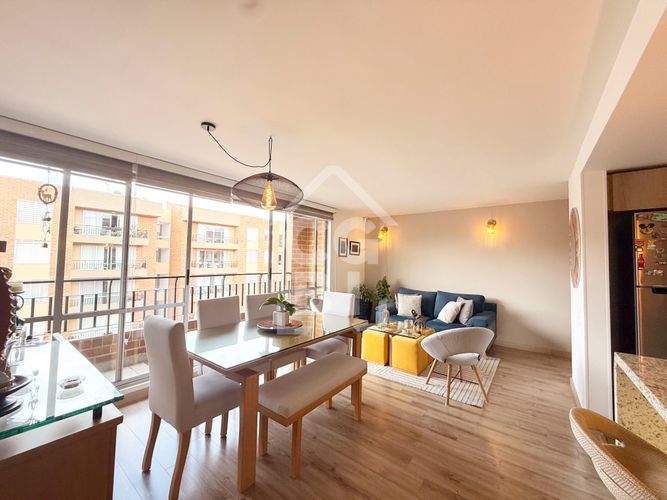 Apartamento de 3 alcobas en venta en Conjunto Residencial El Solar, Madrid, 111 m² · foto 8 de 24