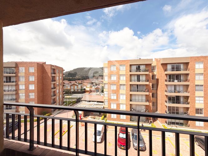 Apartamento de 3 alcobas en venta en Conjunto Residencial El Solar, Madrid, 111 m² · foto 15 de 24