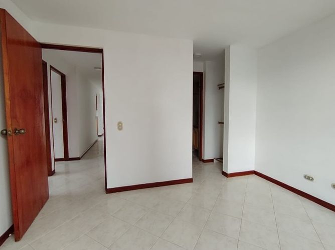 Apartamento de 3 alcobas en arriendo en Jardines, Medellín, 85 m² · foto 22 de 24