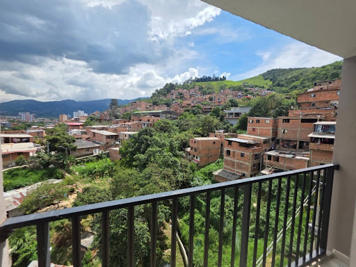 Apartamento en venta en Fatima, Itagüí · foto 8 de 24