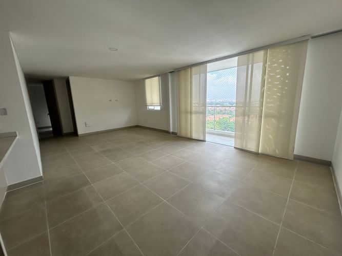 Apartamento de 3 alcobas en venta en Valle Del Lili, Cali, 142 m² · foto 9 de 24