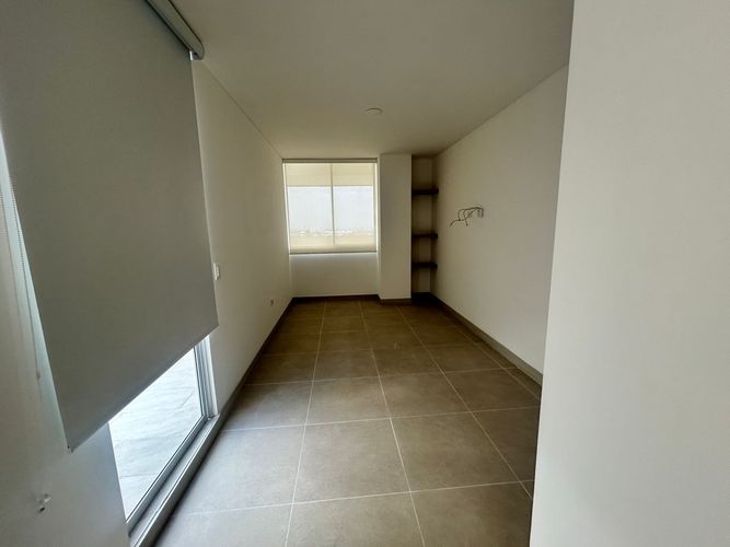 Apartamento de 3 alcobas en venta en Valle Del Lili, Cali, 142 m² · foto 20 de 24