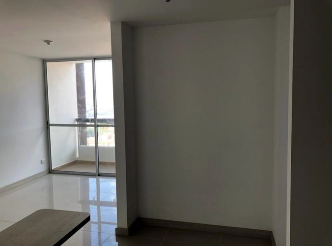 Apartamento en venta en Prados De Sabaneta, Sabaneta · foto 3 de 19