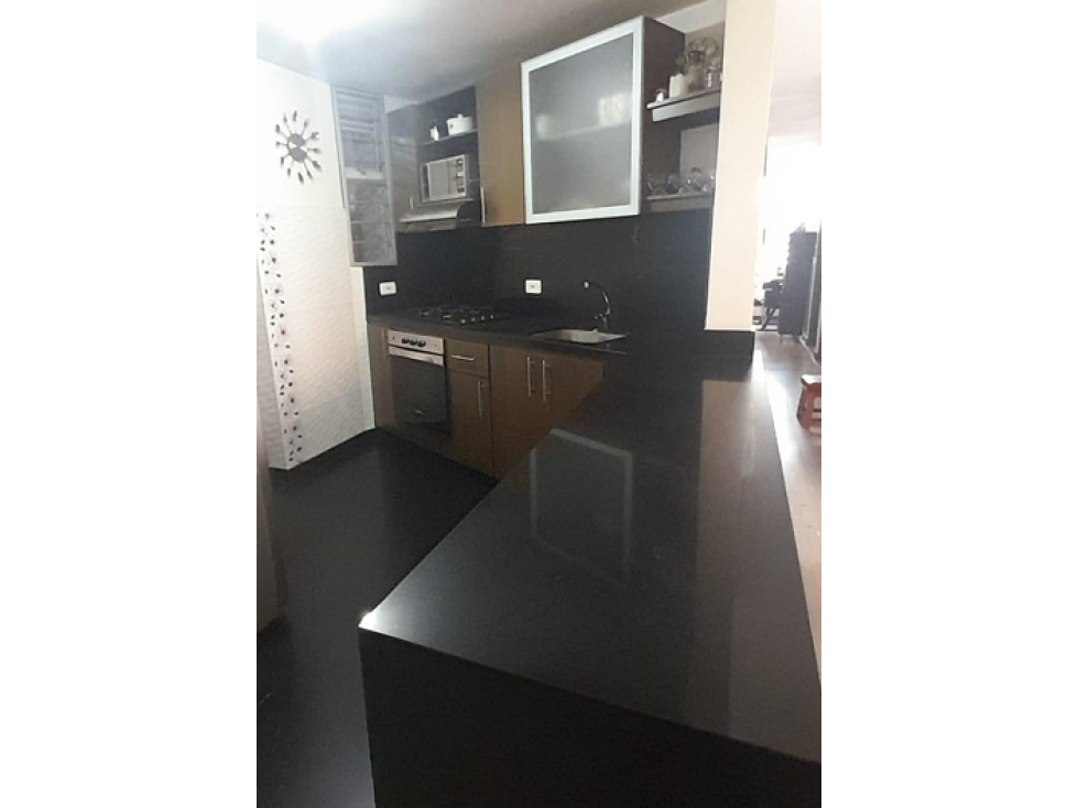 Apartamento en venta en Castilla, Bogotá · foto 4 de 14