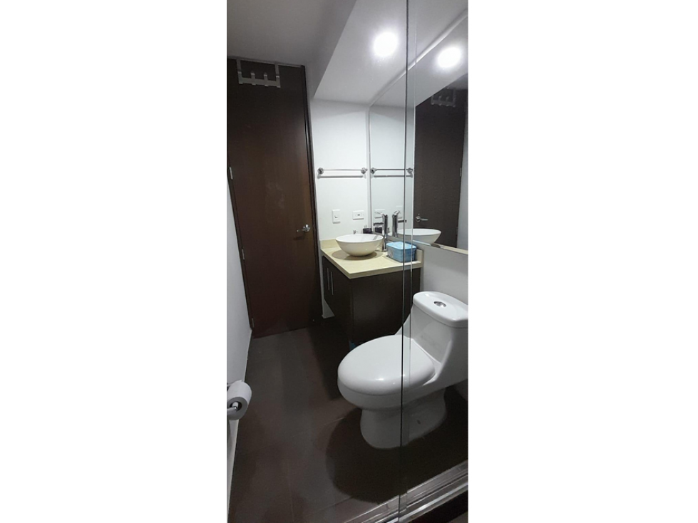 Apartamento en venta en Castilla, Bogotá · foto 9 de 14