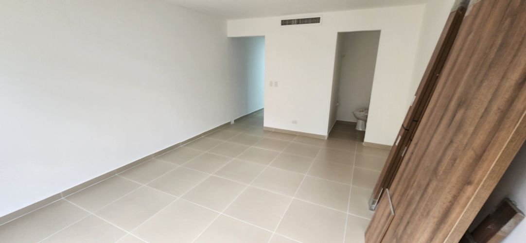 Oficina en arriendo en Patio Bonito, Medellín, 35 m² · foto 4 de 7