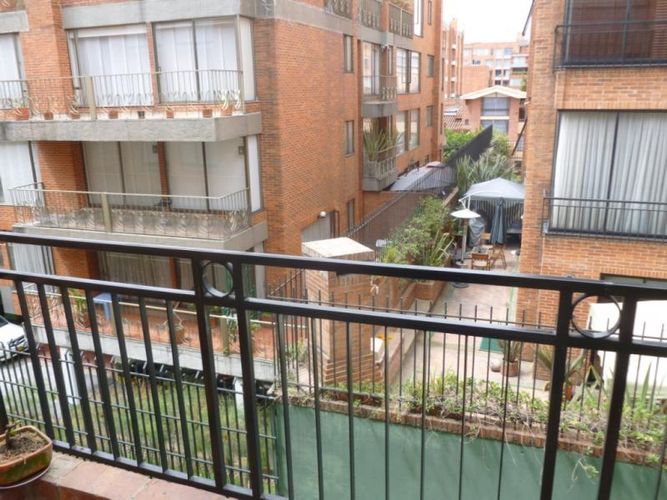 Apartamento de 4 alcobas en venta en Chicó Navarra, Bogotá, 148 m² · foto 2 de 23