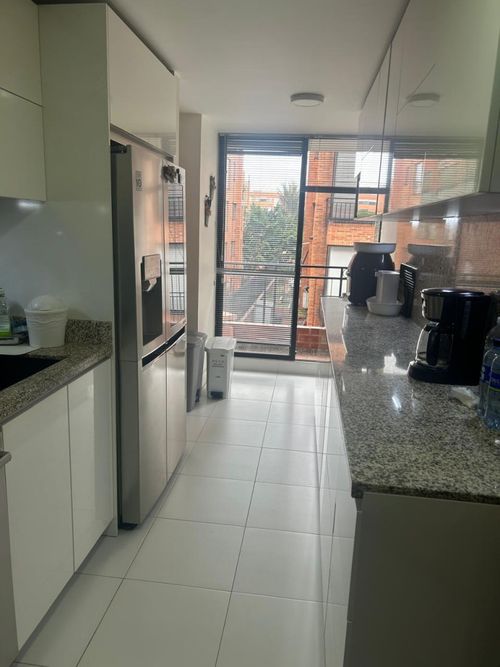 Apartamento de 4 alcobas en venta en Chicó Navarra, Bogotá, 148 m² · foto 8 de 23