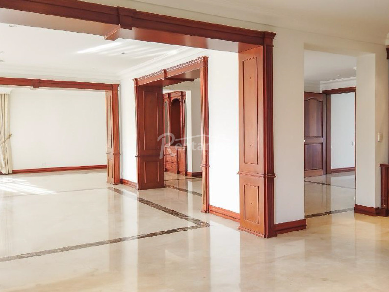 Apartamento en venta en El Poblado, Medellín · foto 3 de 14