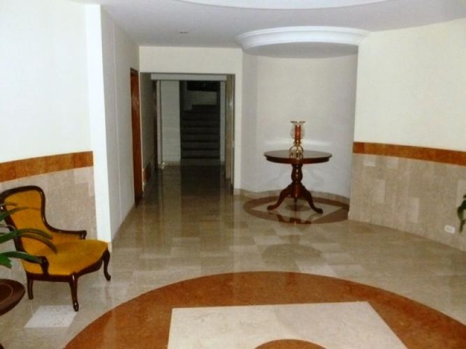 Apartamento de 4 alcobas en venta en Chicó Navarra, Bogotá, 148 m² · foto 22 de 23