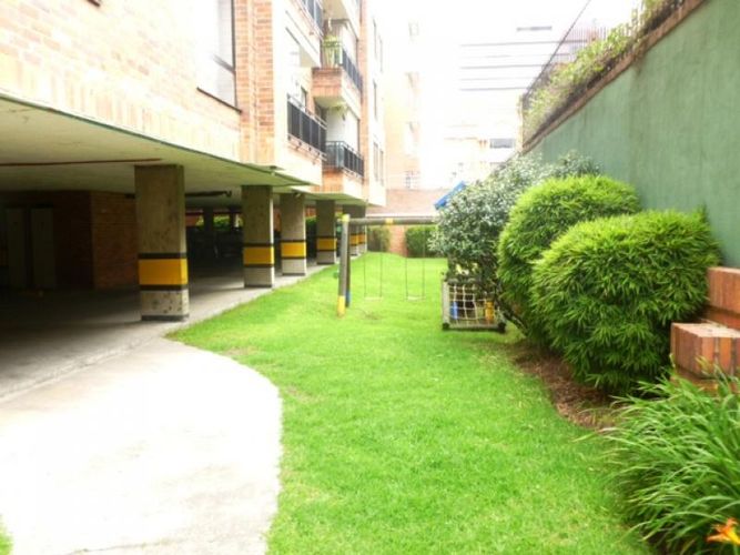 Apartamento de 4 alcobas en venta en Chicó Navarra, Bogotá, 148 m² · foto 23 de 23