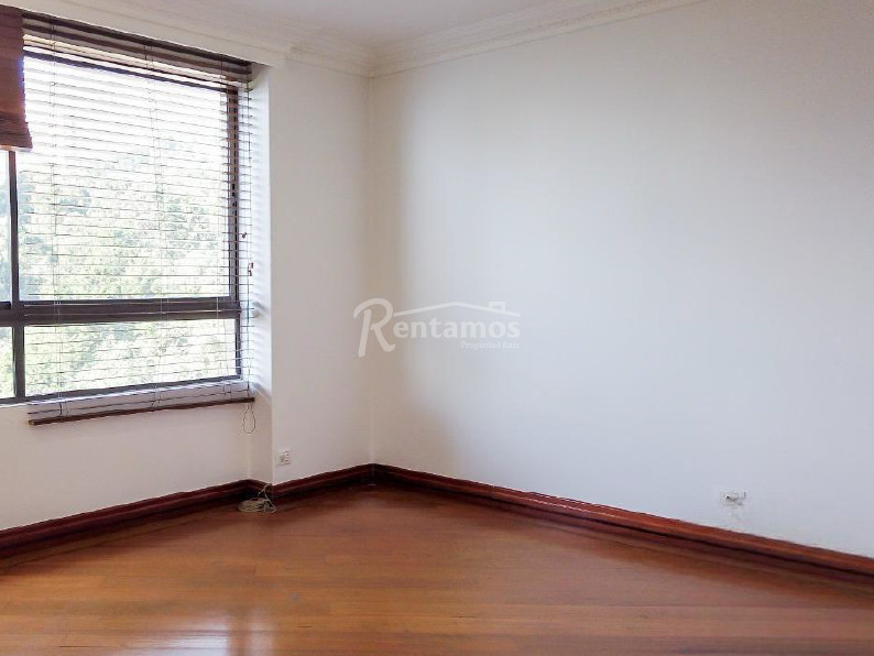 Apartamento en venta en El Poblado, Medellín · foto 8 de 14
