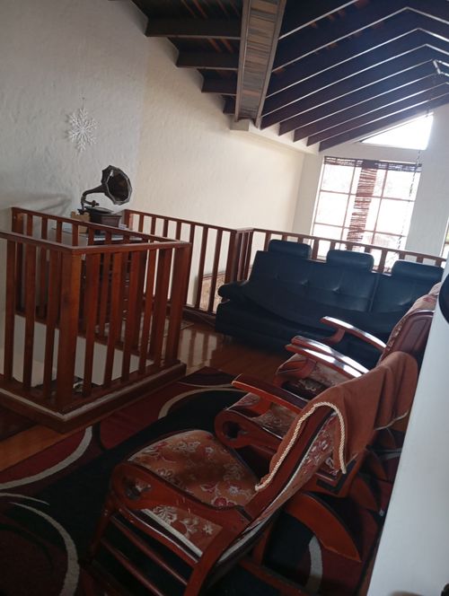Casa de 6 alcobas en venta en Ibaro, Chía, 178 m² · foto 4 de 8