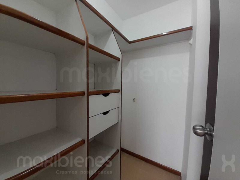 Apartamento en arriendo en El Tesoro, Medellín · foto 12 de 16
