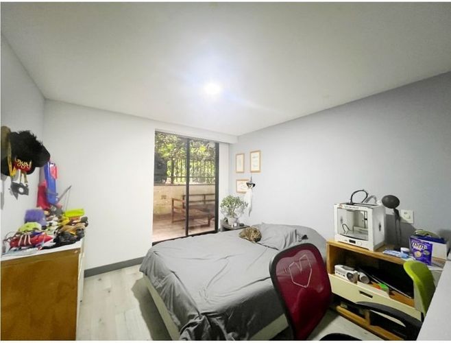 Apartamento de 3 alcobas en venta en El Diamante No. 2, Medellín, 184 m² · foto 8 de 14