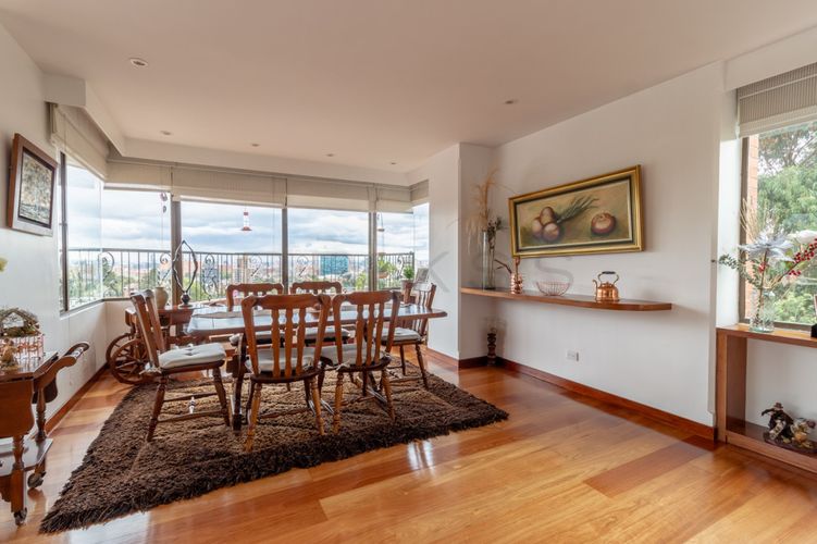 Apartamento en venta en Santa Barbara, Bogotá · foto 3 de 20