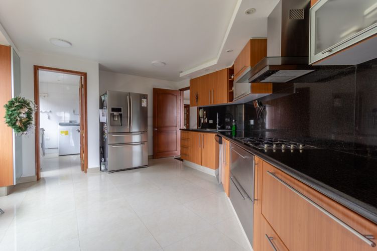 Apartamento en venta en Santa Barbara, Bogotá · foto 5 de 20
