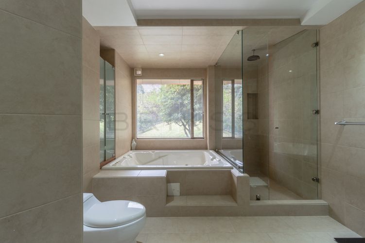 Apartamento en venta en Santa Barbara, Bogotá · foto 15 de 20