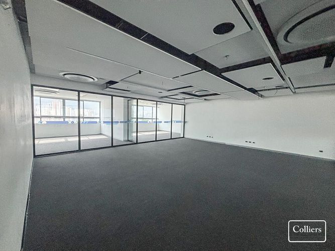 Oficina en arriendo en Calle Larga, Sabaneta, 705 m² · foto 13 de 14