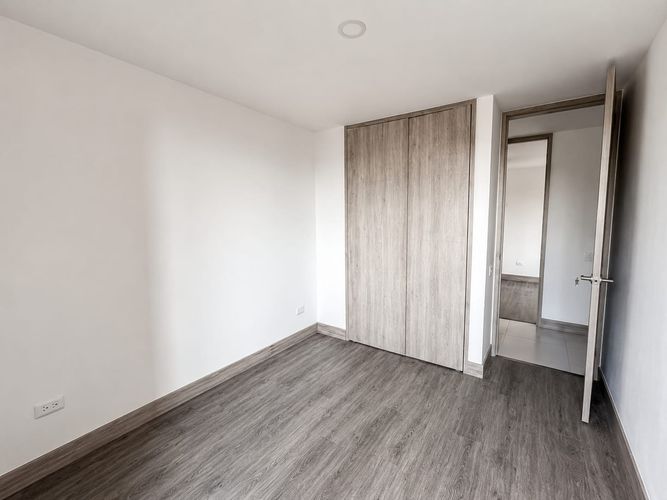 Apartamento de 3 alcobas en venta en Loma Del Escobero, Envigado, 97 m² · foto 14 de 14