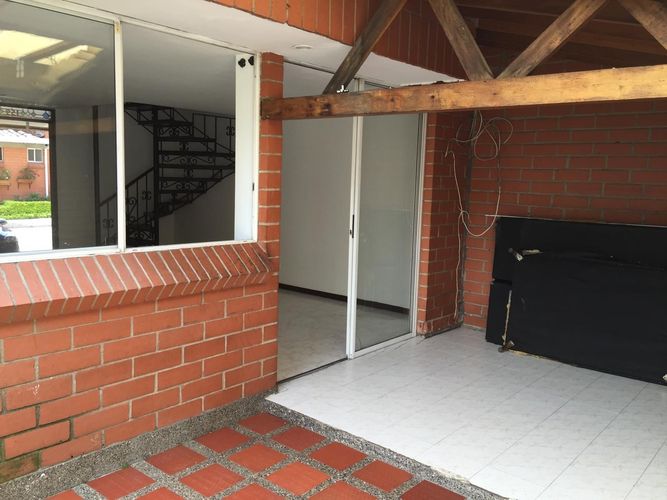 Casa de 5 alcobas en venta en Belén, Medellín, 137 m² · foto 14 de 15