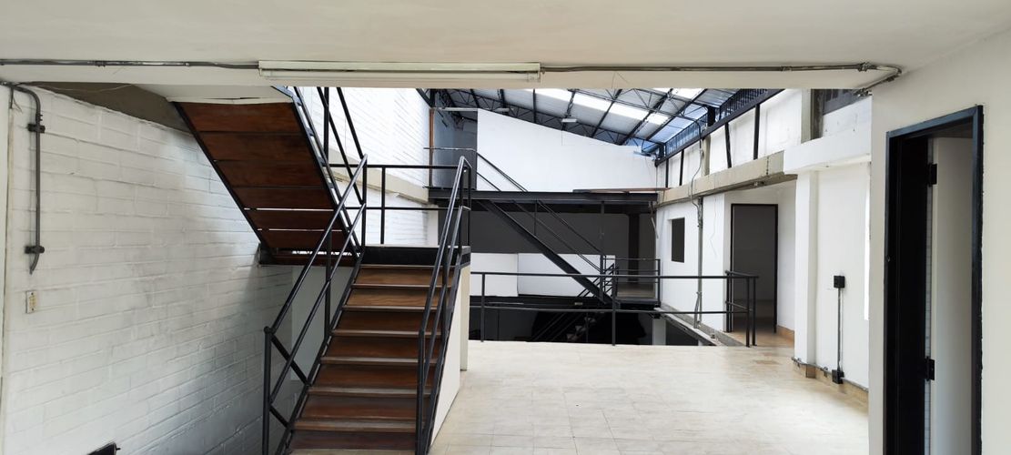 Bodega en venta en La Candelaria, Medellín, 420 m² · foto 12 de 13