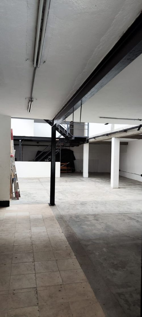 Bodega en venta en La Candelaria, Medellín, 420 m² · foto 10 de 13