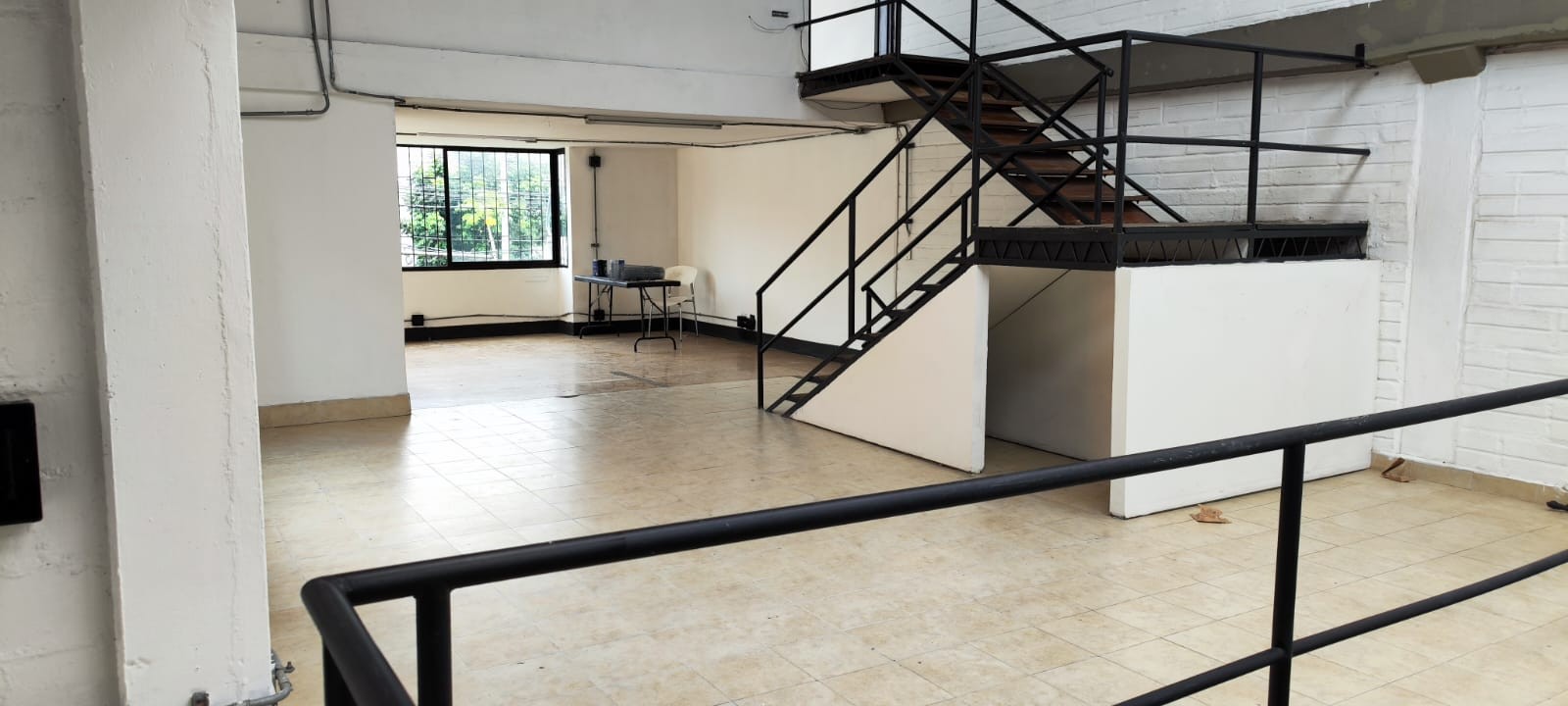Warehouse for sale in Guayabal, Medellín 5