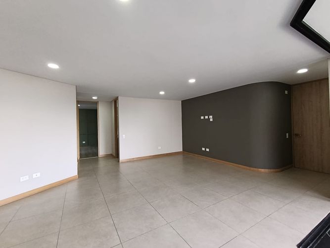 Apartamento de 3 alcobas en arriendo en Vía Las Palmas, Medellín, 102 m² · foto 7 de 20
