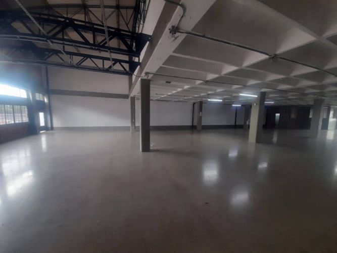 Bodega en arriendo en El Poblado, Medellín, 870 m² · foto 19 de 21