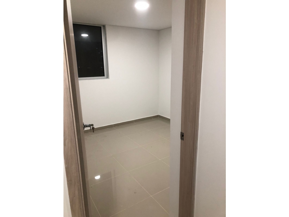 Apartamento en venta en Manga, Cartagena · foto 5 de 14