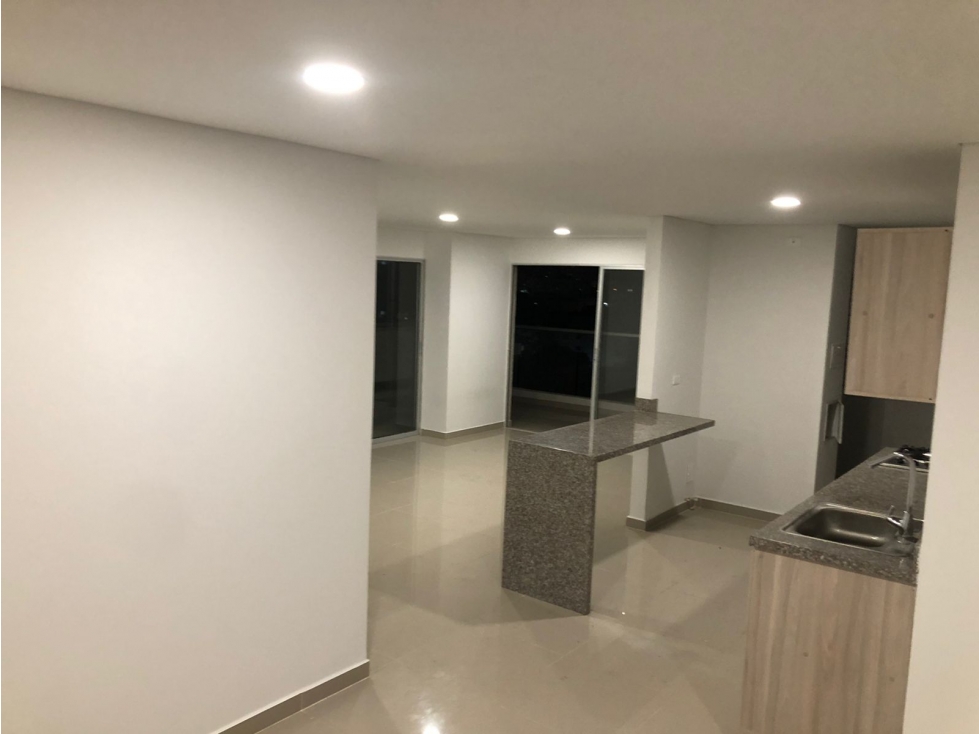 Apartamento en venta en Manga, Cartagena · foto 9 de 14