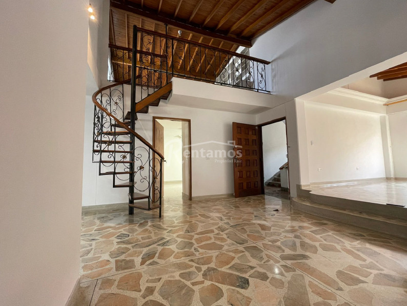 Apartamento en Arriendo en Calasanz, Medellín