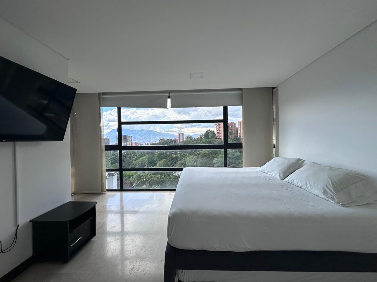 Apartamento en arriendo en El Poblado, Medellín · foto 6 de 16