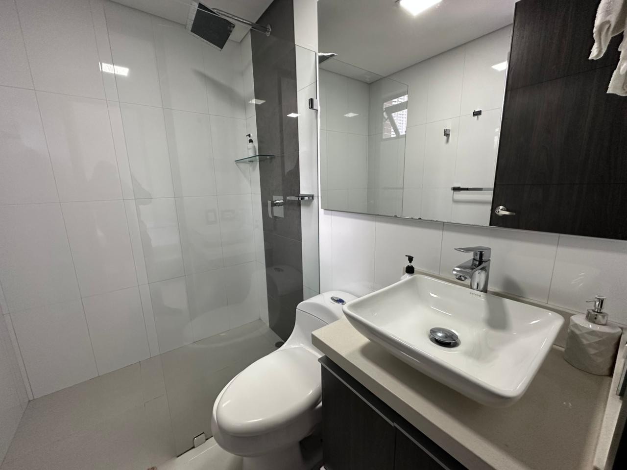 Apartamento en arriendo en El Poblado, Medellín · foto 15 de 16