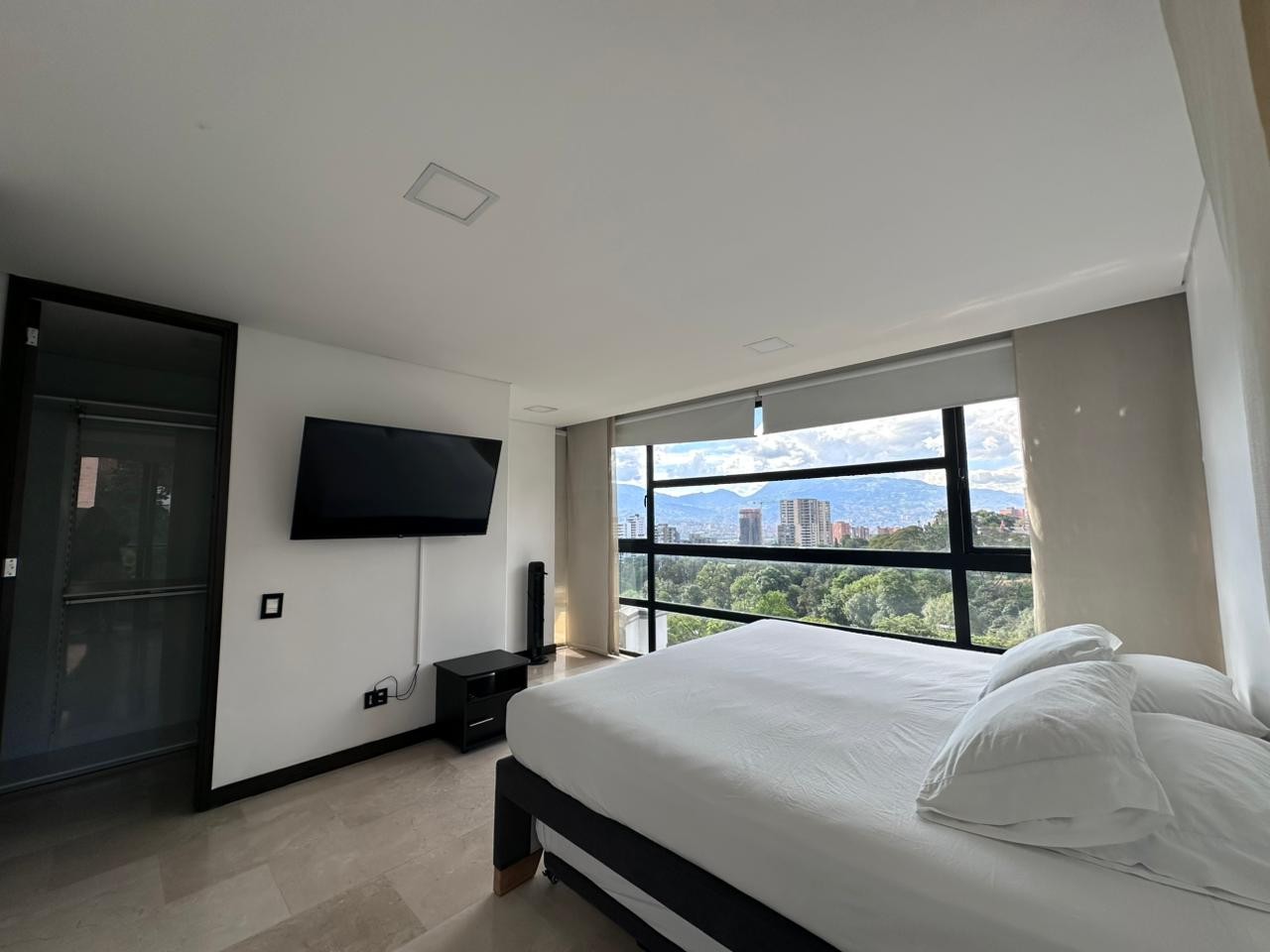 Apartamento en arriendo en El Poblado, Medellín · foto 7 de 16