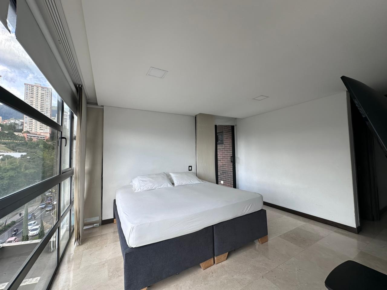 Apartamento en arriendo en El Poblado, Medellín · foto 10 de 16