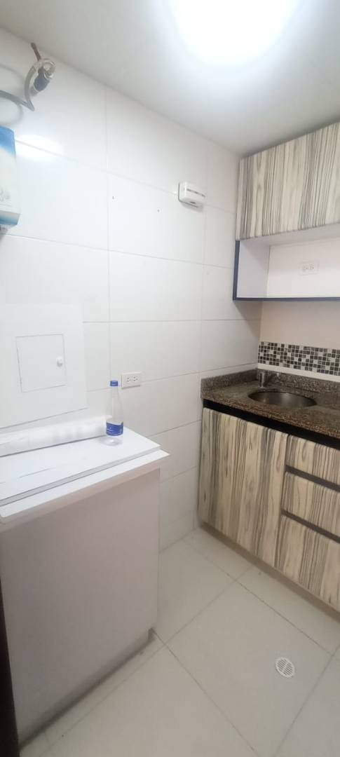 Apartamento en venta en La Carolina, Bogotá · foto 6 de 8