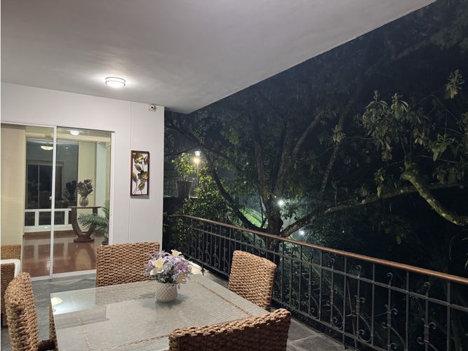 Casa de 5 alcobas en venta en Hsd. San Jose, Envigado, 450 m² · foto 9 de 24
