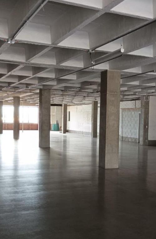 Oficina en arriendo en Santa Fe, Medellín, 462 m² · foto 2 de 11