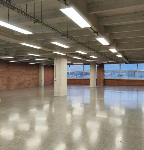 Oficina en arriendo en Santa Fe, Medellín, 462 m² · foto 5 de 11