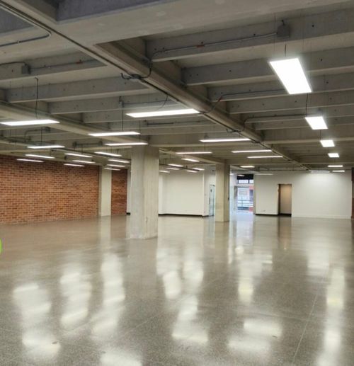 Oficina en arriendo en Santa Fe, Medellín, 462 m² · foto 6 de 11