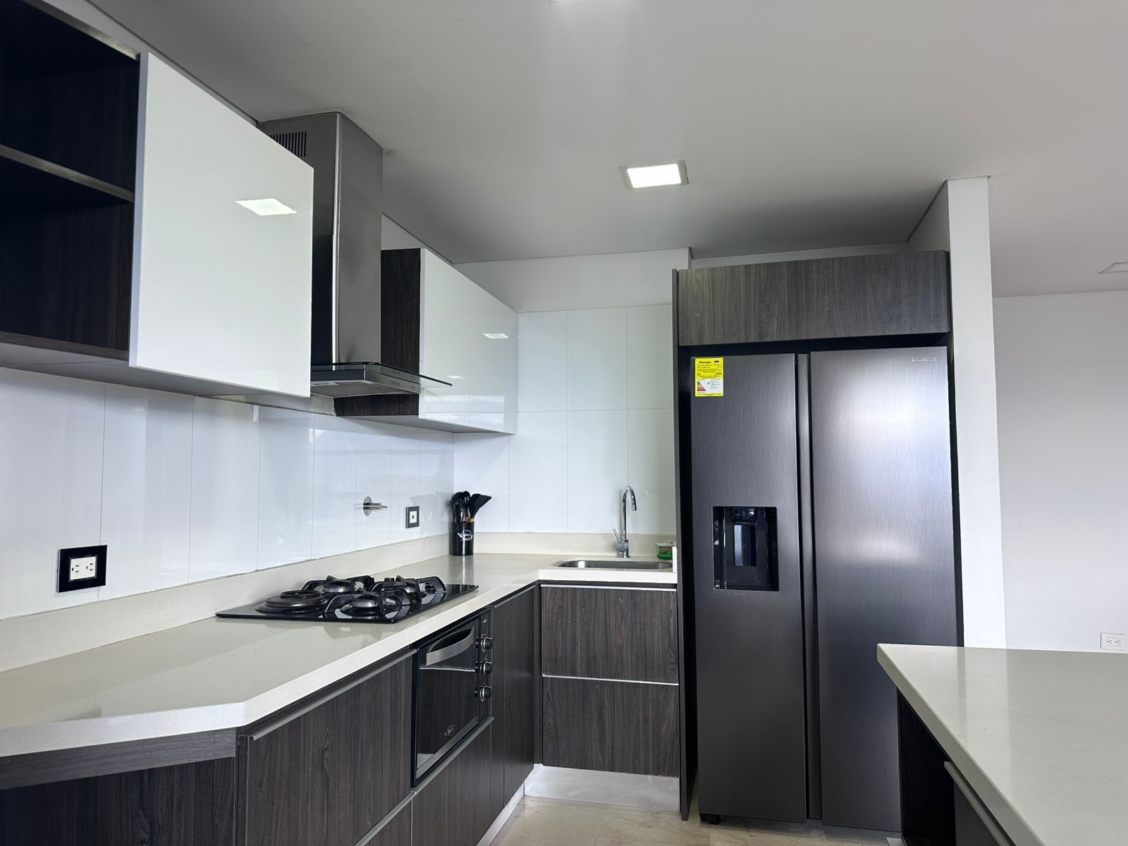 Apartamento en arriendo en El Poblado, Medellín · foto 7 de 18