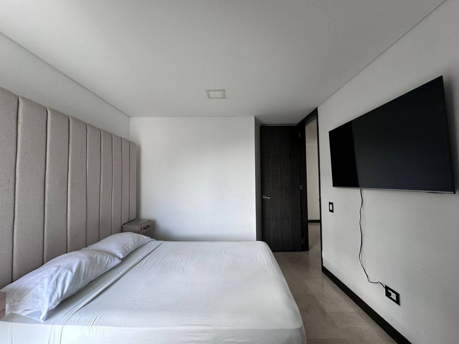 Apartamento en arriendo en El Poblado, Medellín · foto 9 de 18