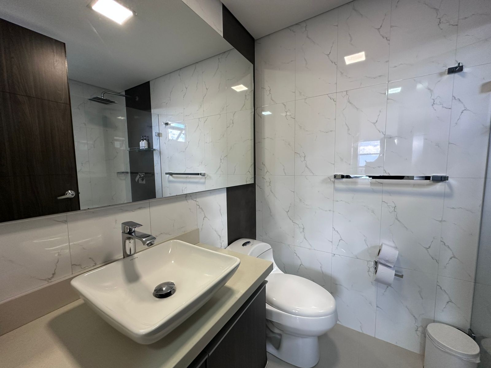 Apartamento en arriendo en El Poblado, Medellín · foto 17 de 18