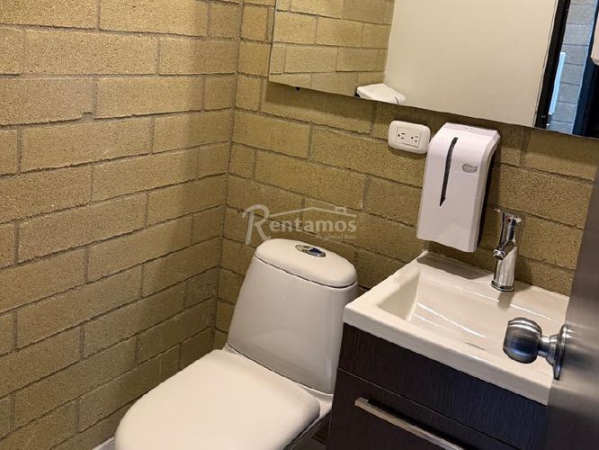 Oficina en venta en Guayabal, Medellín, 54 m² · foto 12 de 24