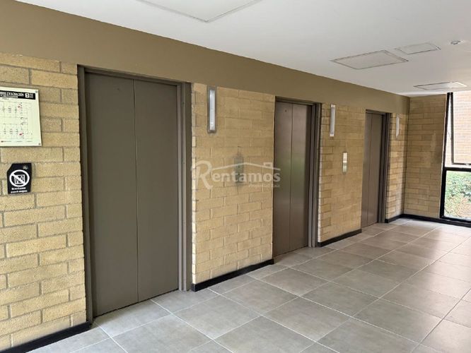 Oficina en venta en Guayabal, Medellín, 54 m² · foto 21 de 24