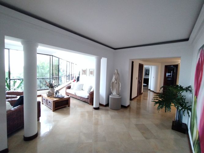 Apartamento de 3 alcobas en venta en Juanambu, Cali, 315 m² · foto 6 de 19