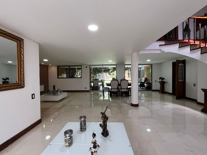 Casa en venta en Loma Del Chocho, Envigado · foto 2 de 20