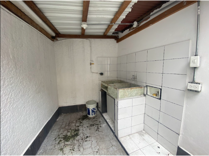Local en arriendo en Laureles, Medellín, 350 m² · foto 11 de 11